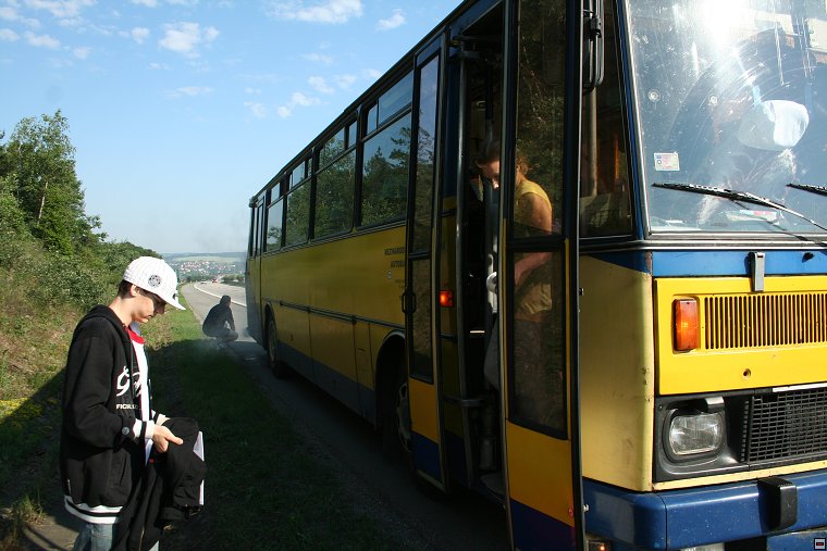 img00004.jpg