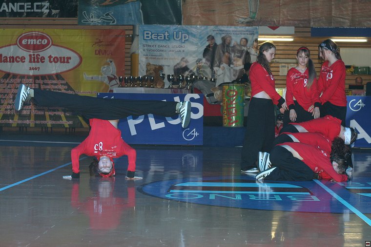 img00003.jpg