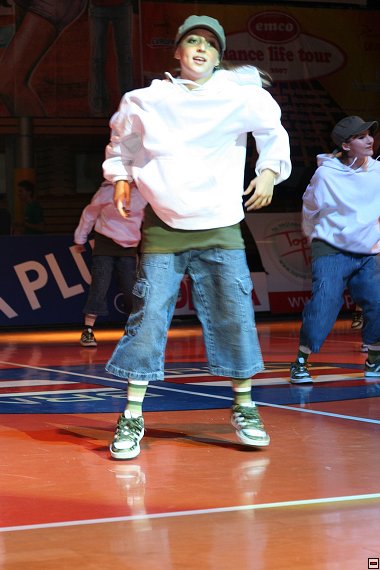 img00006.jpg
