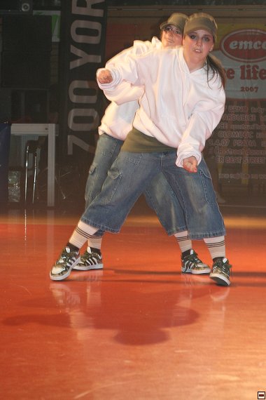 img00019.jpg