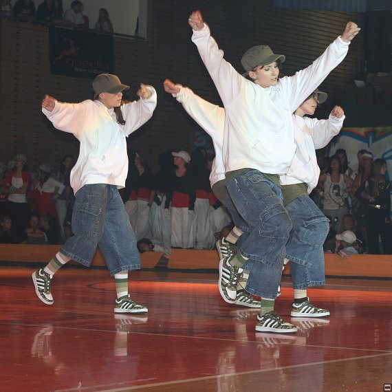 img00027.jpg