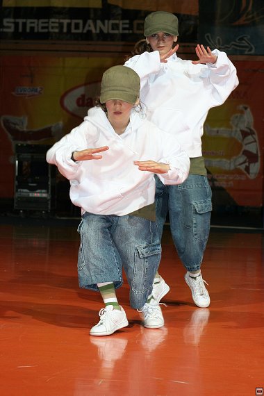 img00017.jpg