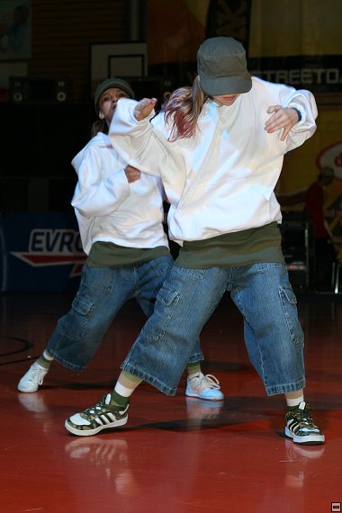 img00019.jpg