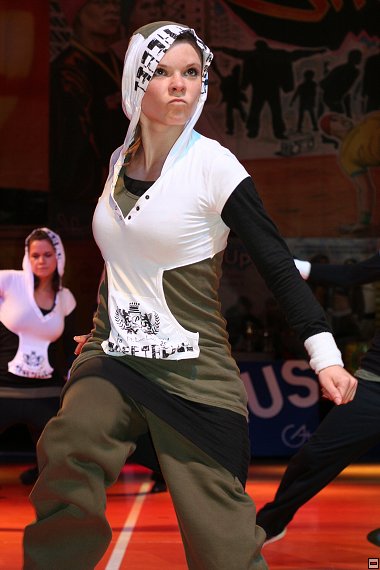 img00002.jpg
