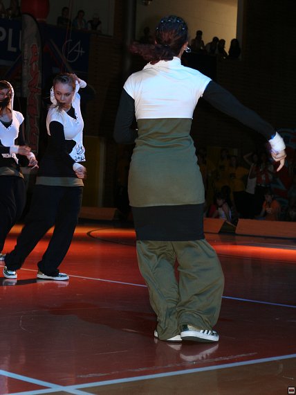 img00004.jpg