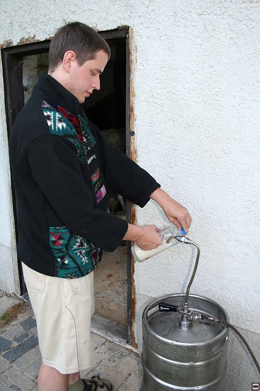 img00003.jpg