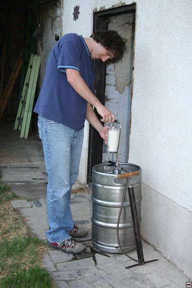 img00015.jpg