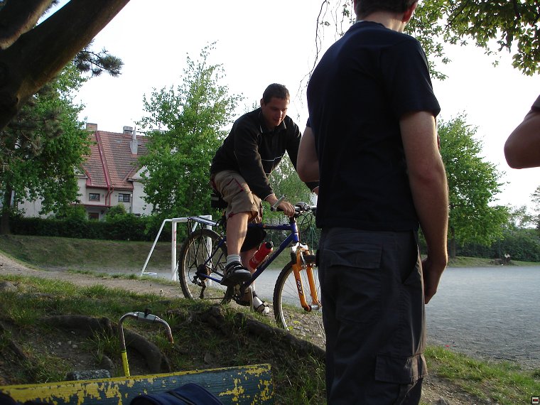 img00018.jpg