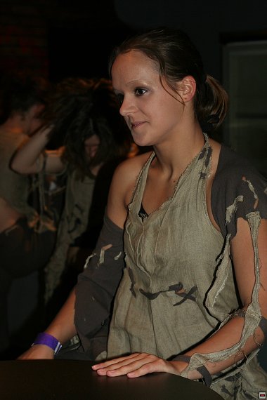 img00019.jpg