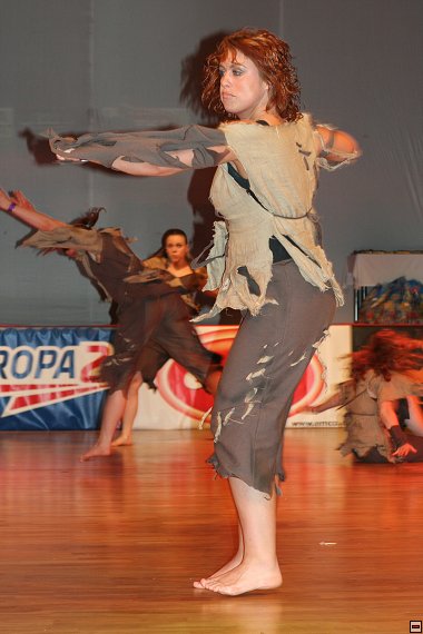 img00002.jpg