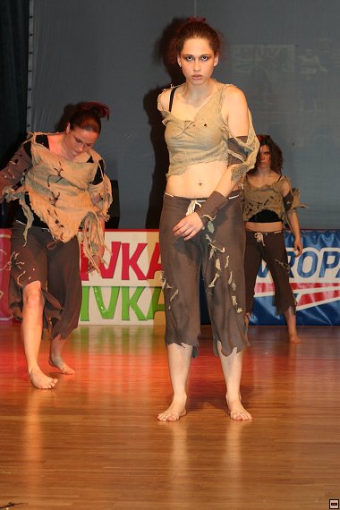 img00006.jpg