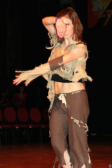 img00019.jpg
