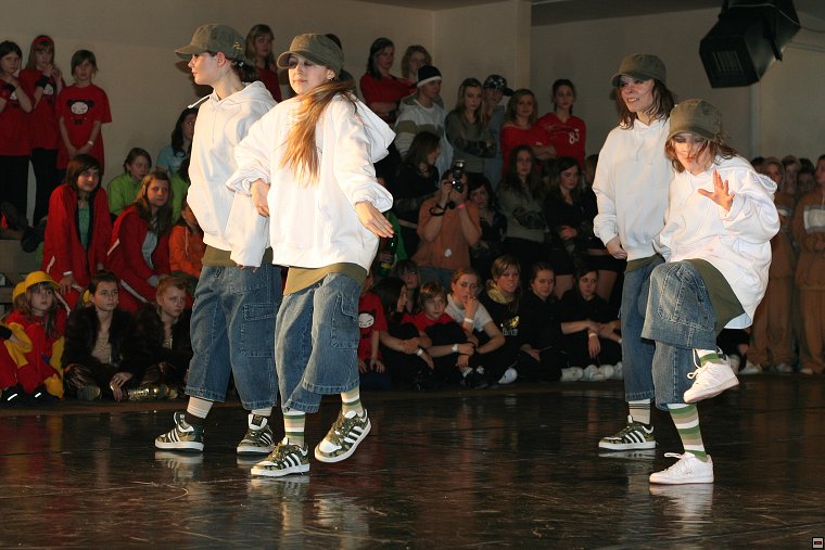 img00004.jpg