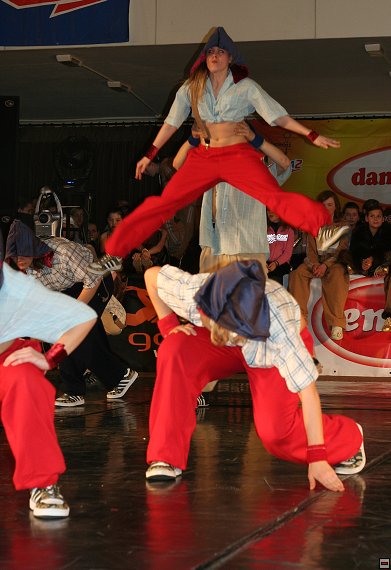 img00004.jpg