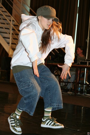 img00026.jpg