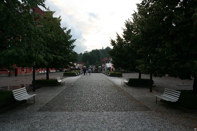 img00009.jpg