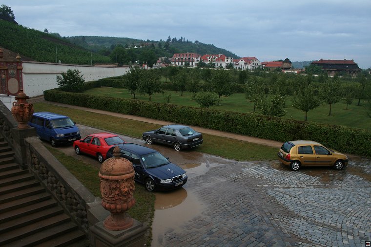 img00014.jpg