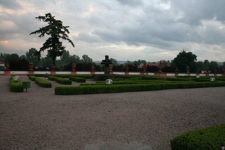 img00015.jpg