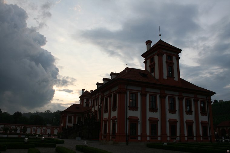 img00017.jpg