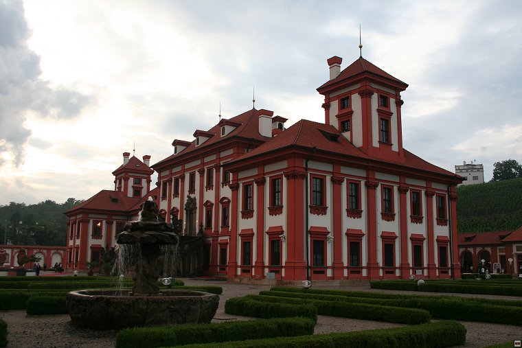 img00019.jpg