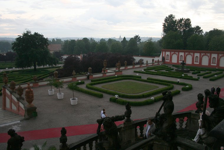 img00042.jpg