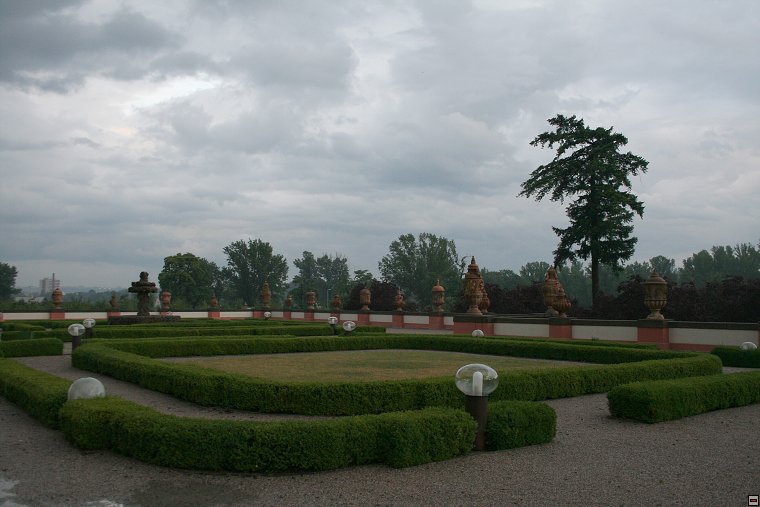 img00046.jpg