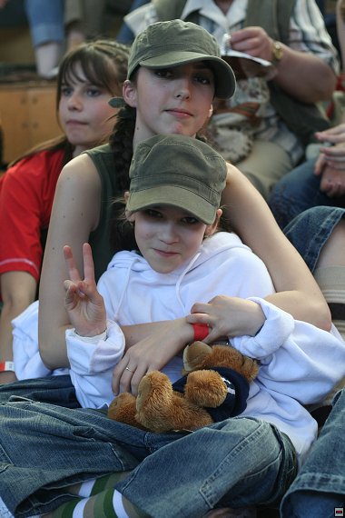 img00105.jpg