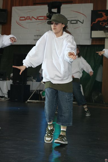 img00002.jpg