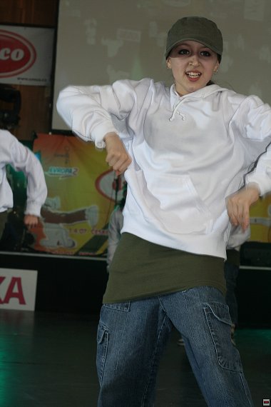img00003.jpg