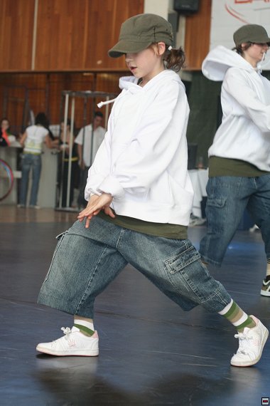 img00006.jpg