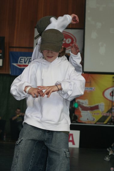 img00020.jpg
