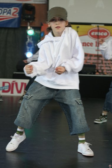 img00021.jpg