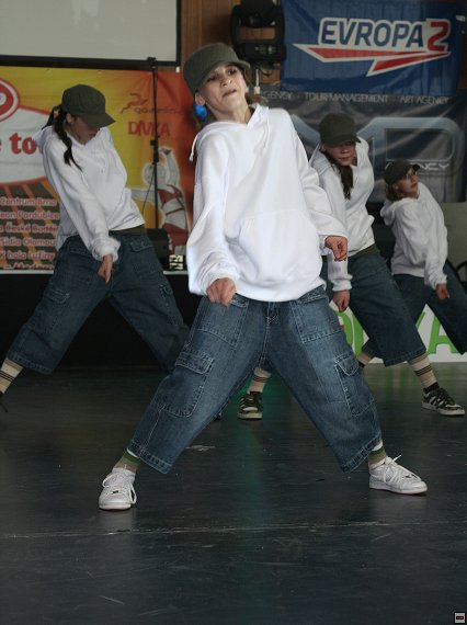 img00037.jpg